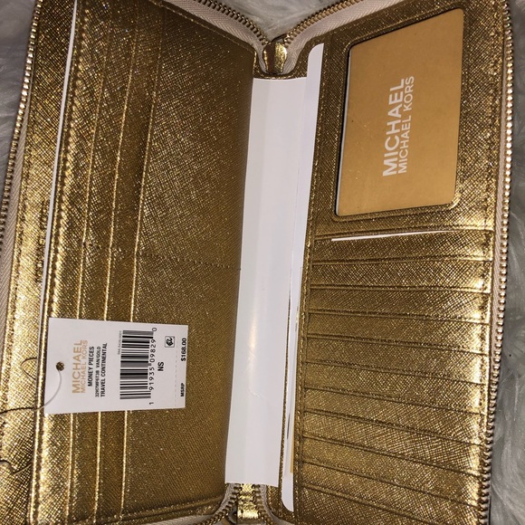 Michael Kors Wristlet - Picture 4 of 7